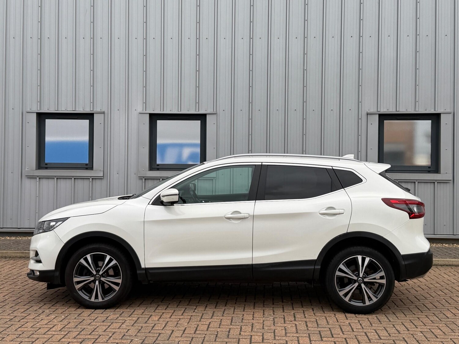 Used Nissan Qashqai 2017 for sale - 76294879: Photo 10