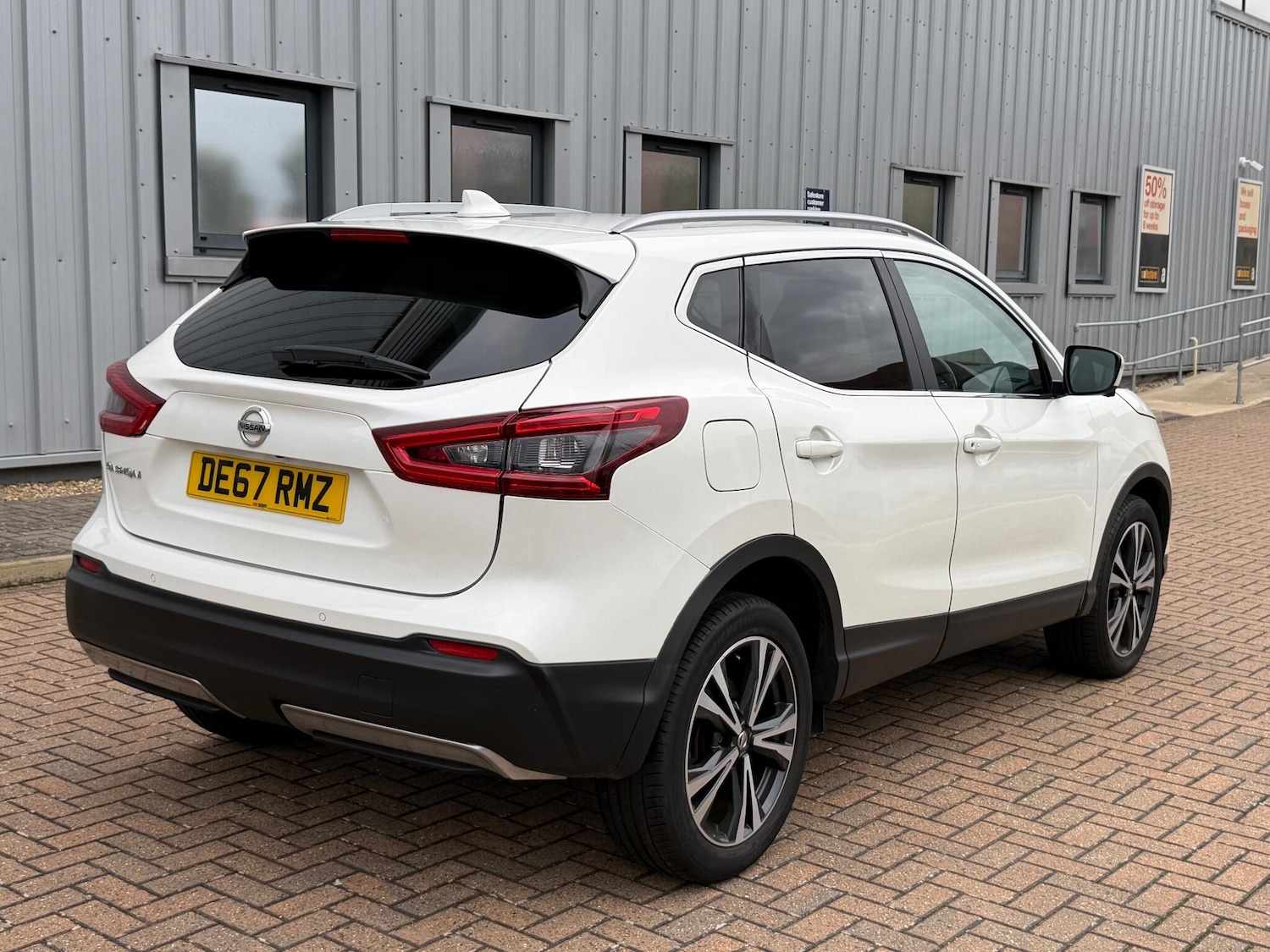 Used Nissan Qashqai 2017 for sale - 76294879: Photo 16
