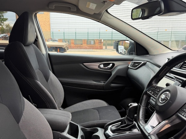 Used Nissan Qashqai 2017 for sale - 76294879: Photo 26