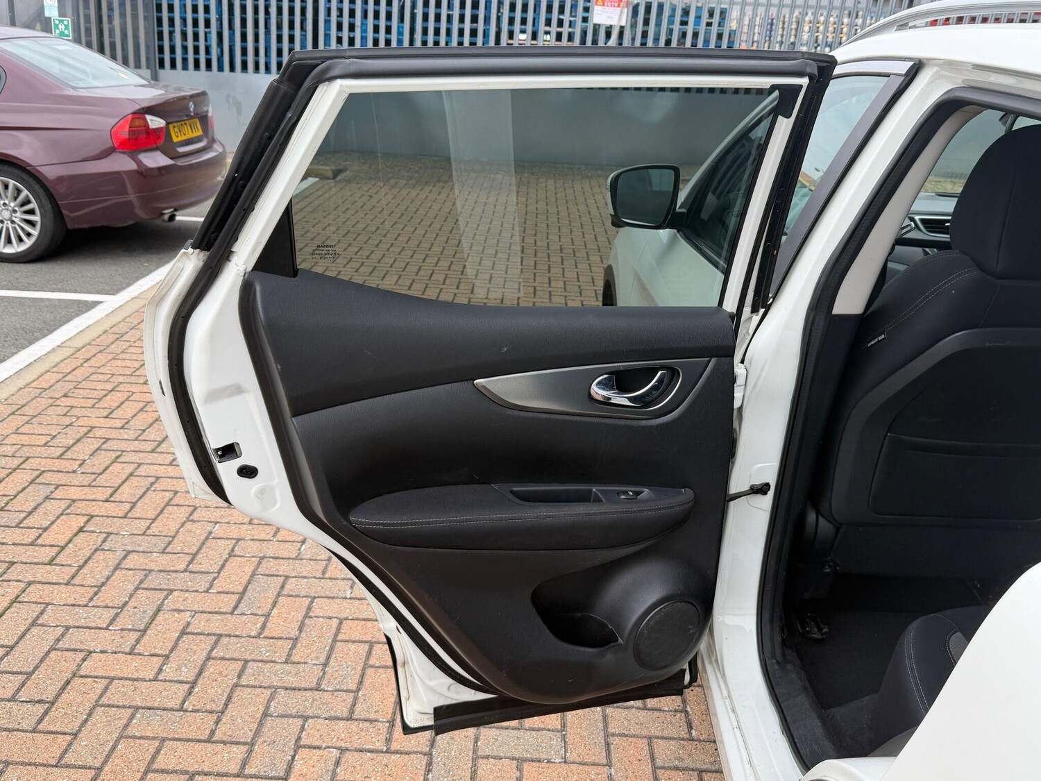 Used Nissan Qashqai 2017 for sale - 76294879: Photo 38