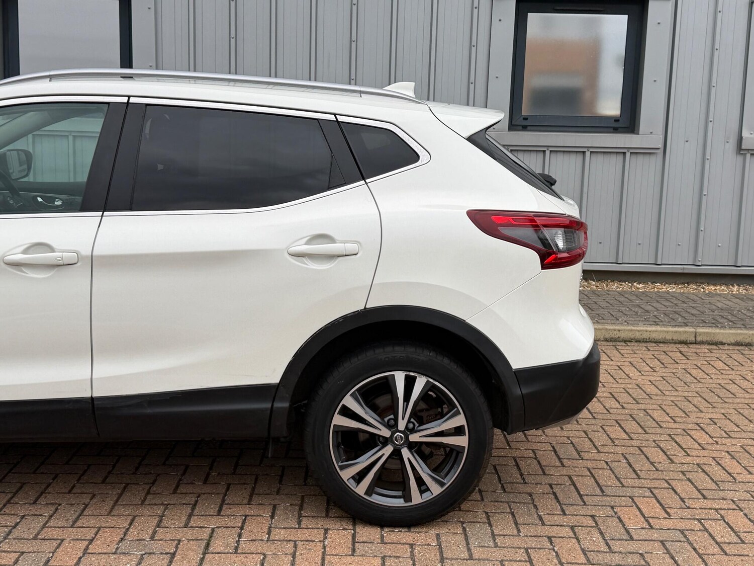 Used Nissan Qashqai 2017 for sale - 76294879: Photo 41