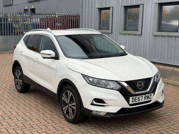 Used Nissan Qashqai 2017 for sale - 76294879: Photo 5