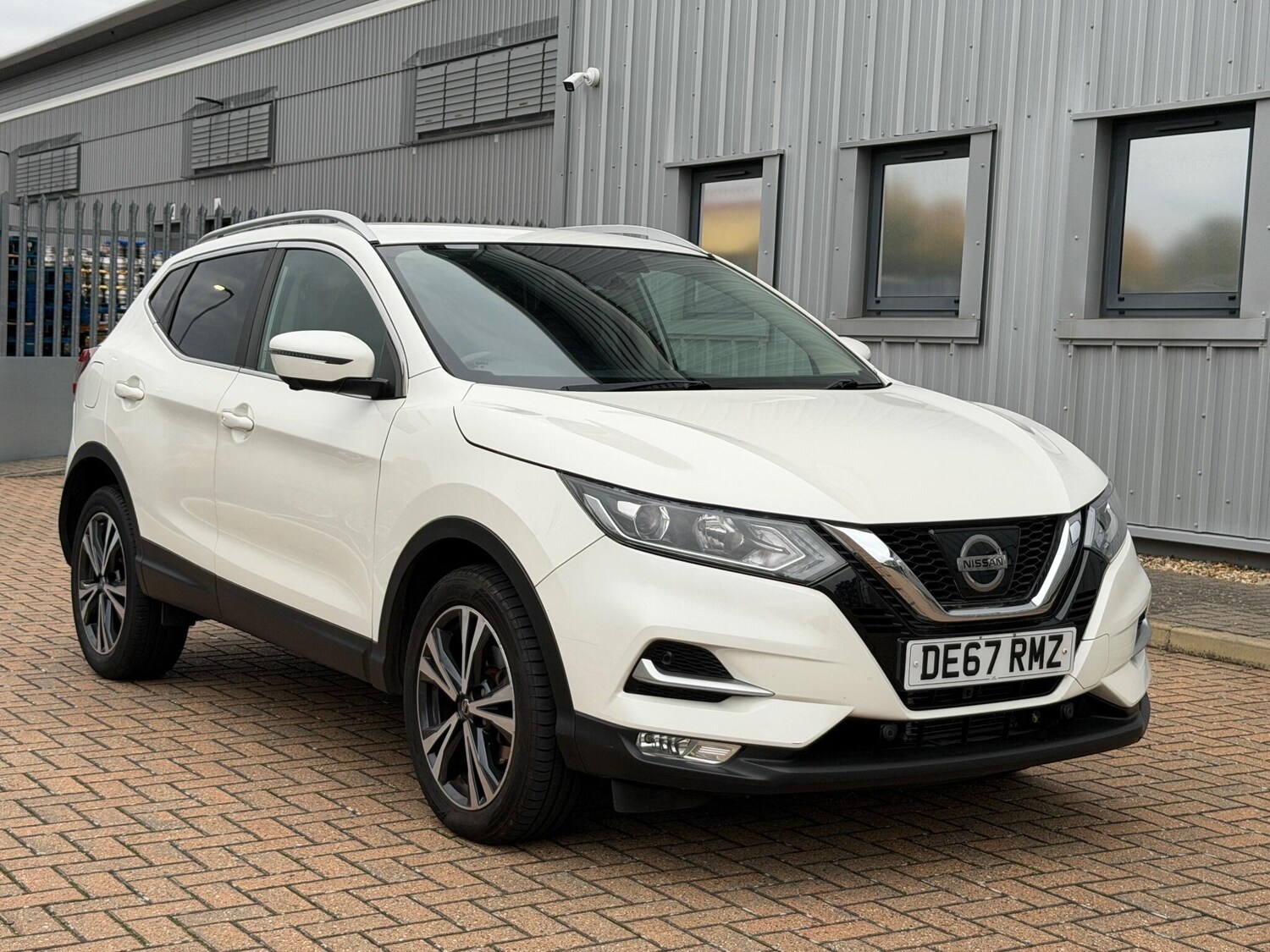 Used Nissan Qashqai 2017 for sale - 76294879: Photo 6