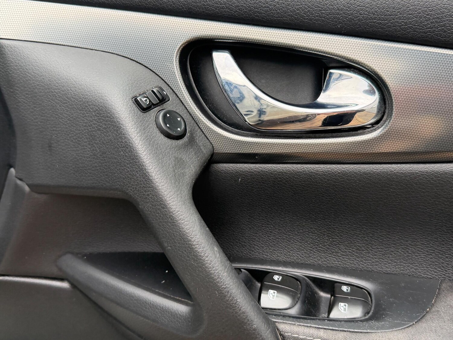 Used Nissan Qashqai 2017 for sale - 76294879: Photo 63