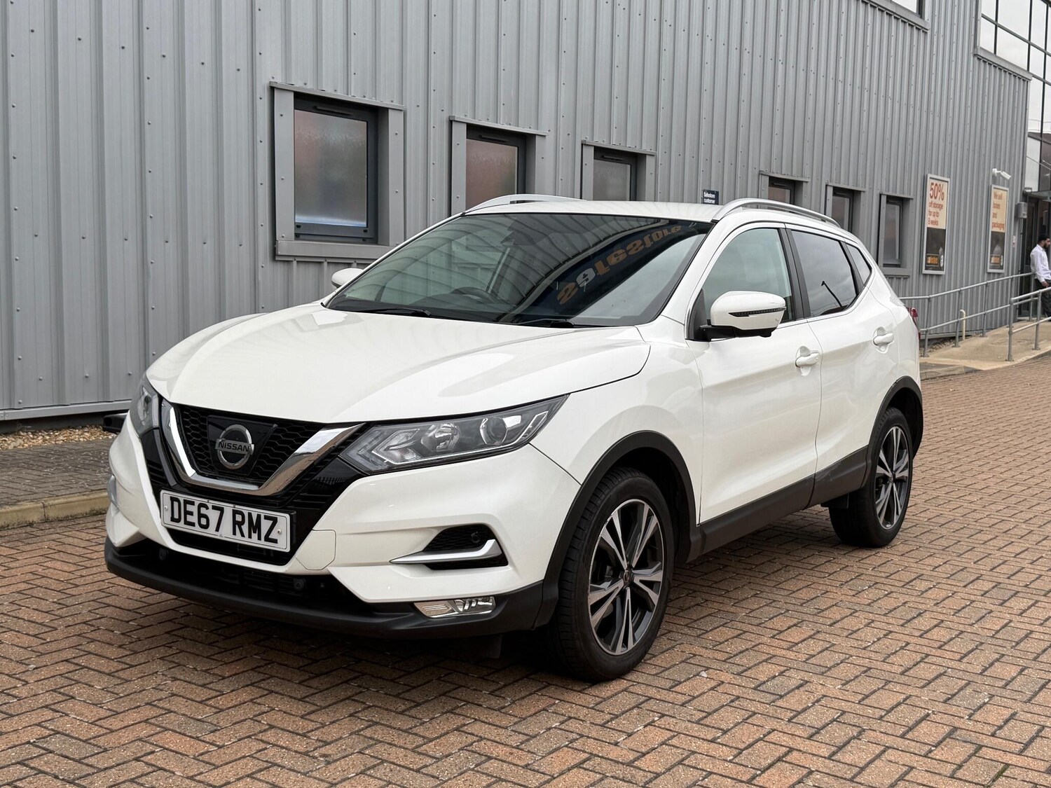 Used Nissan Qashqai 2017 for sale - 76294879: Photo 8
