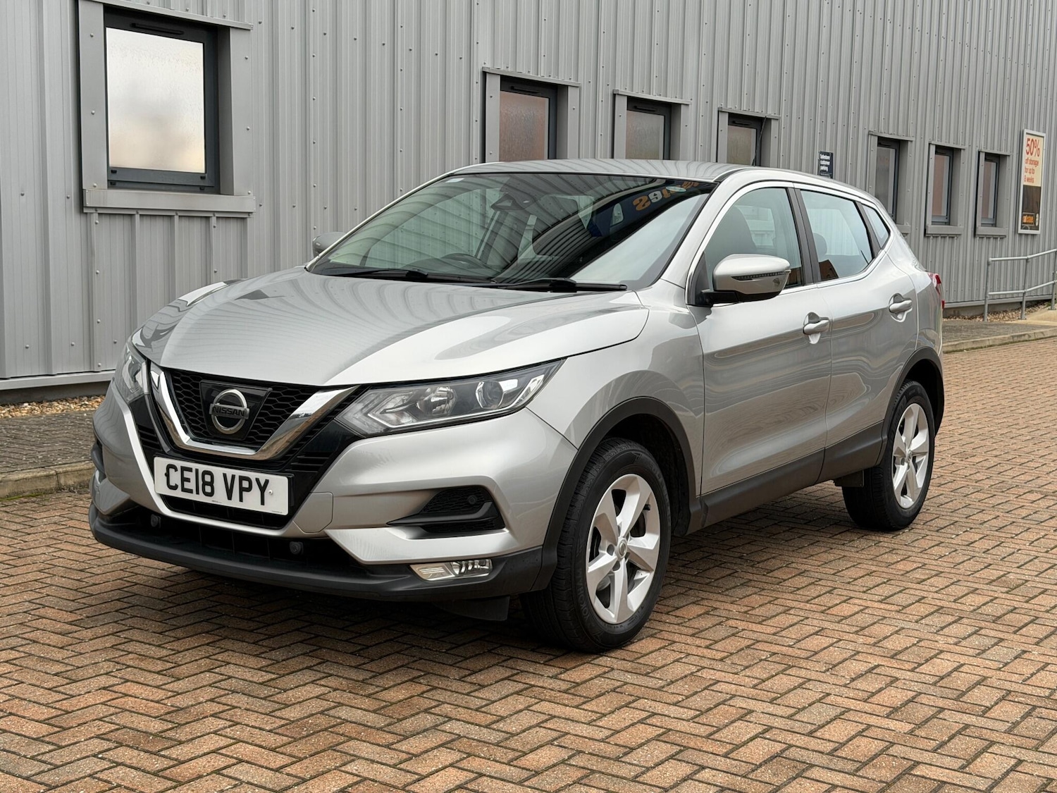 Used Nissan Qashqai 2018 for sale - 76952709: Photo 3