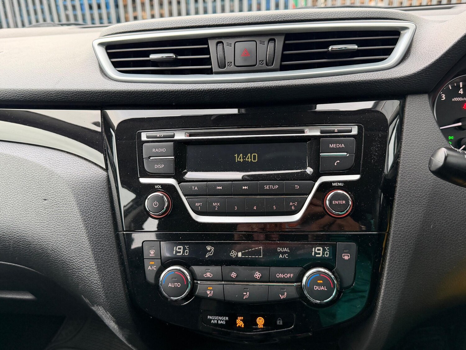 Used Nissan Qashqai 2018 for sale - 76952709: Photo 41