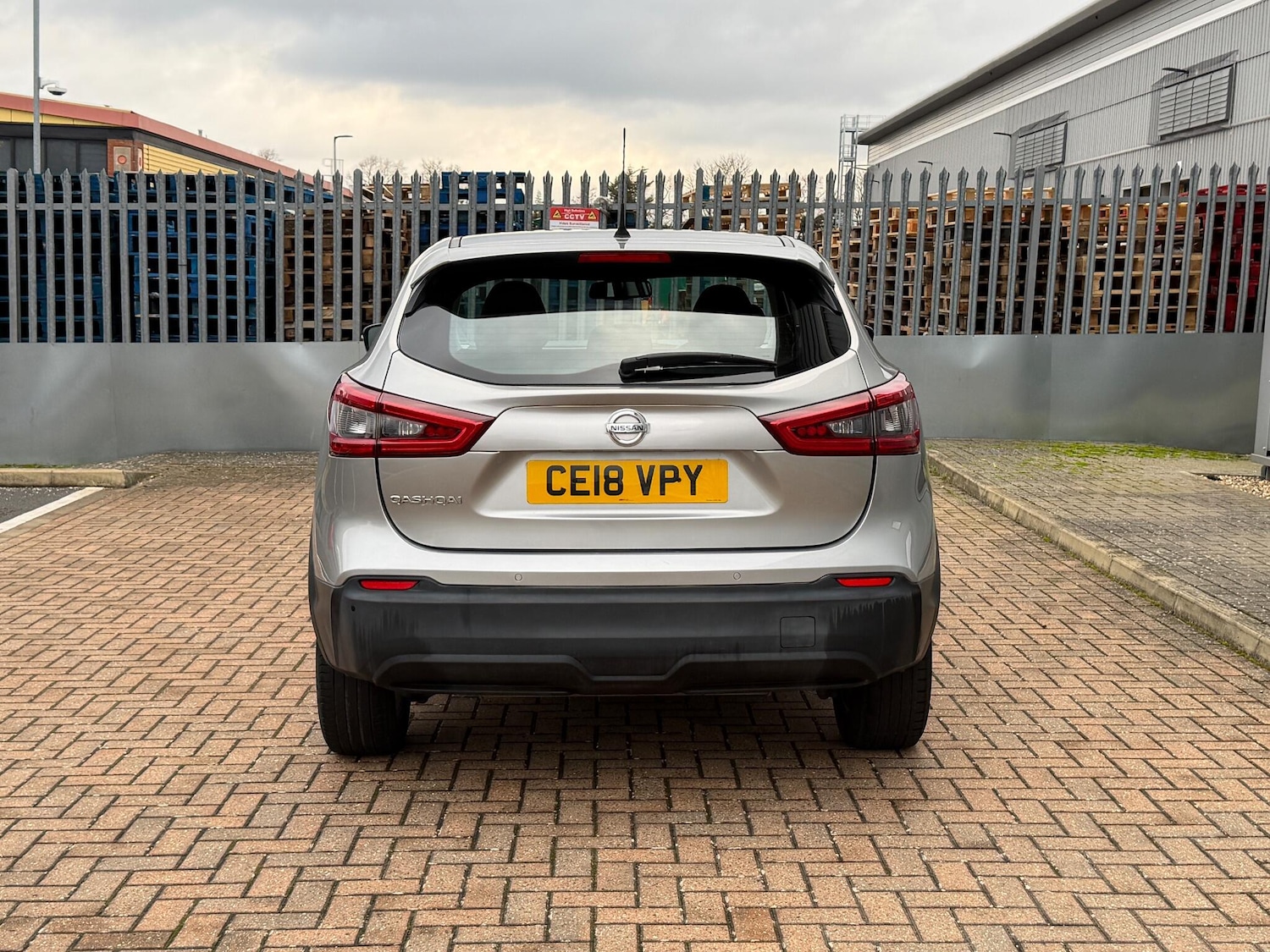 Used Nissan Qashqai 2018 for sale - 76952709: Photo 9