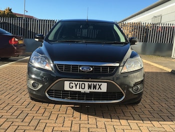 Used Ford Focus 2010 for sale - 76215529: Photo 2