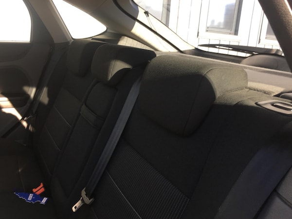 Used Ford Focus 2010 for sale - 76215529: Photo 32