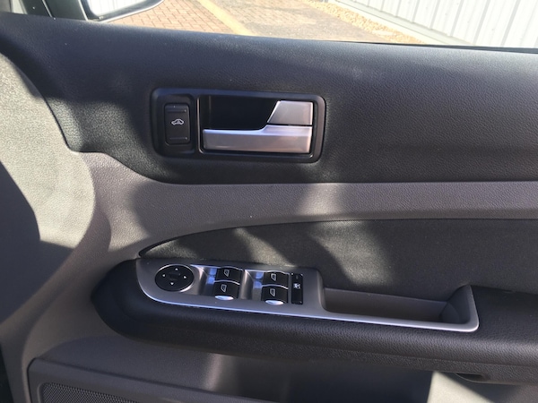 Used Ford Focus 2010 for sale - 76215529: Photo 47
