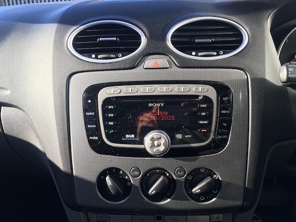 Used Ford Focus 2010 for sale - 76215529: Photo 60