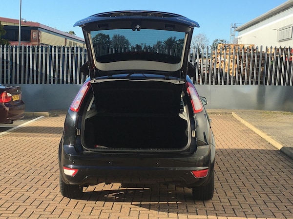 Used Ford Focus 2010 for sale - 76215529: Photo 64