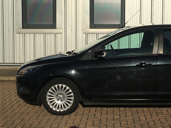 Used Ford Focus 2010 for sale - 76215529: Photo 9