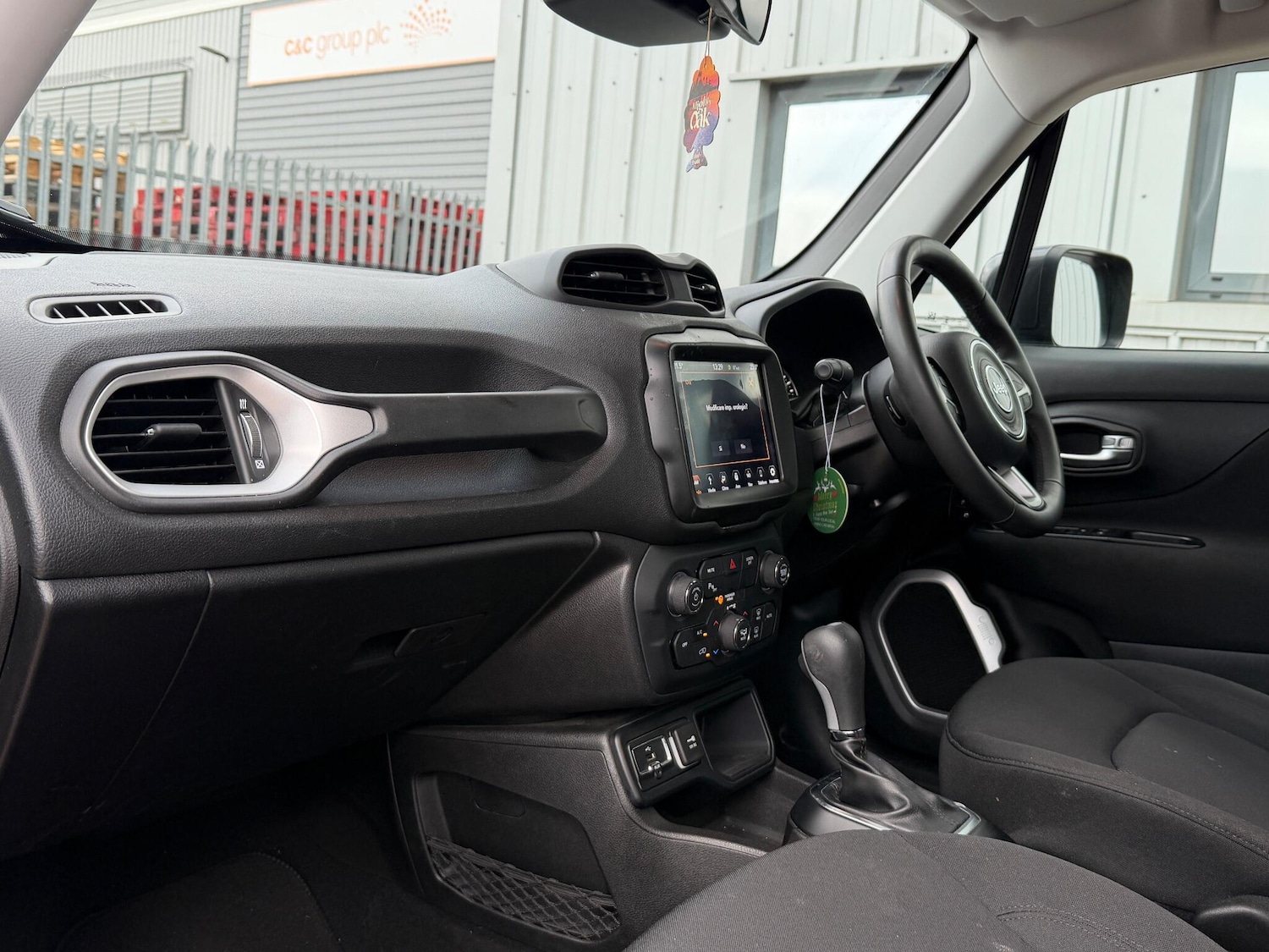 Used Jeep Renegade 2018 for sale - 76824499: Photo 15