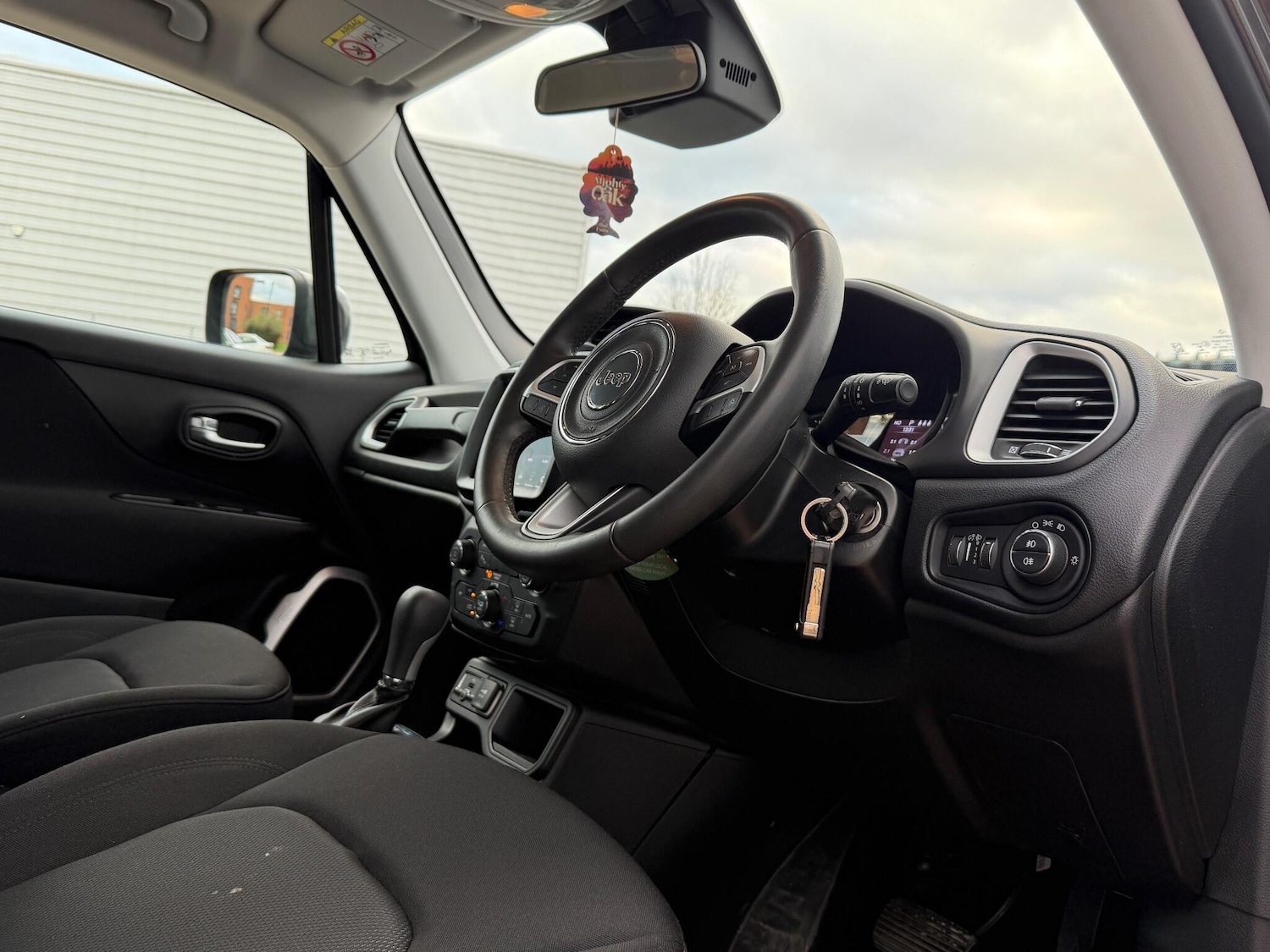 Used Jeep Renegade 2018 for sale - 76824499: Photo 19