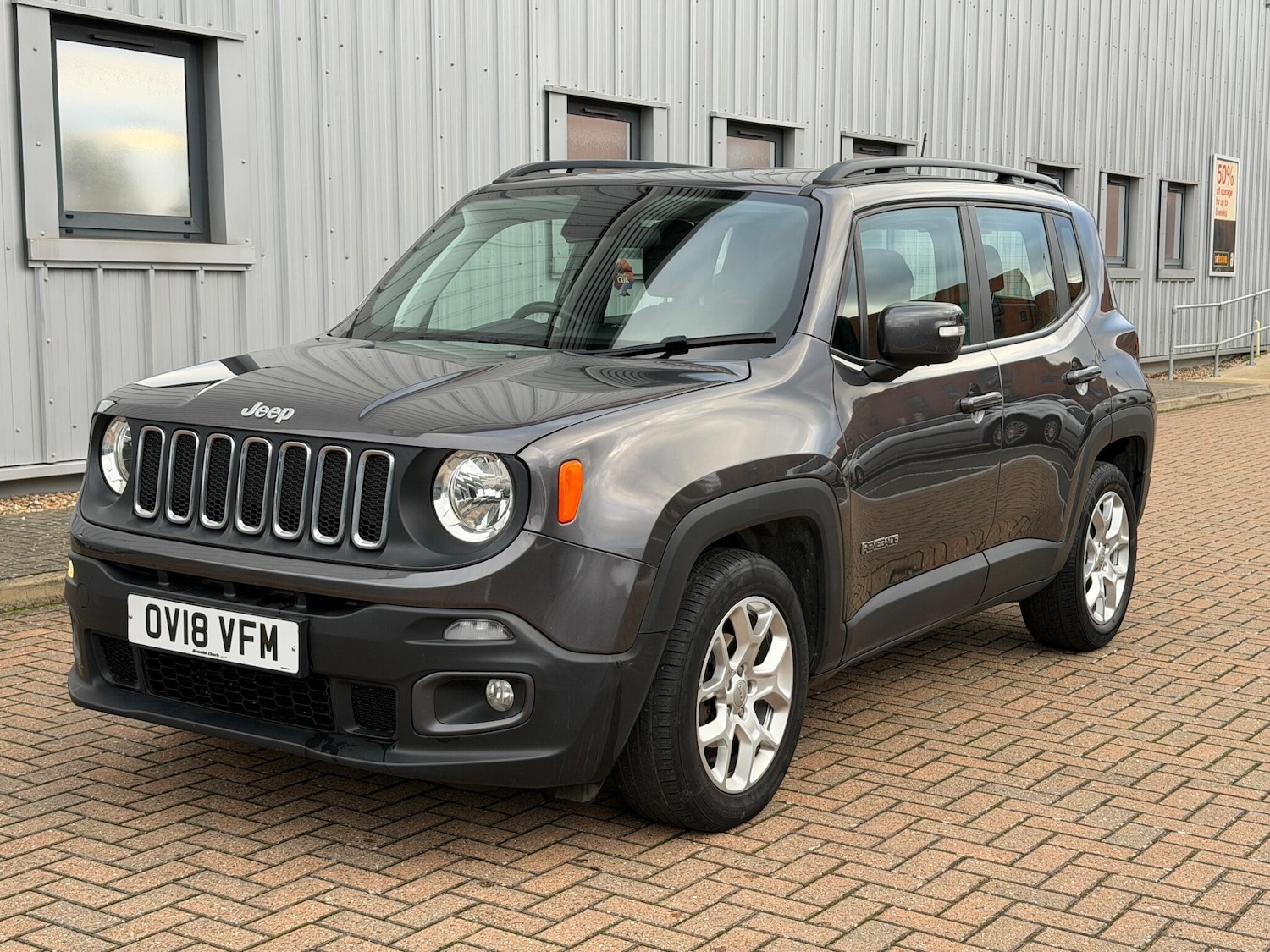 Used Jeep Renegade 2018 for sale - 76824499: Photo 6