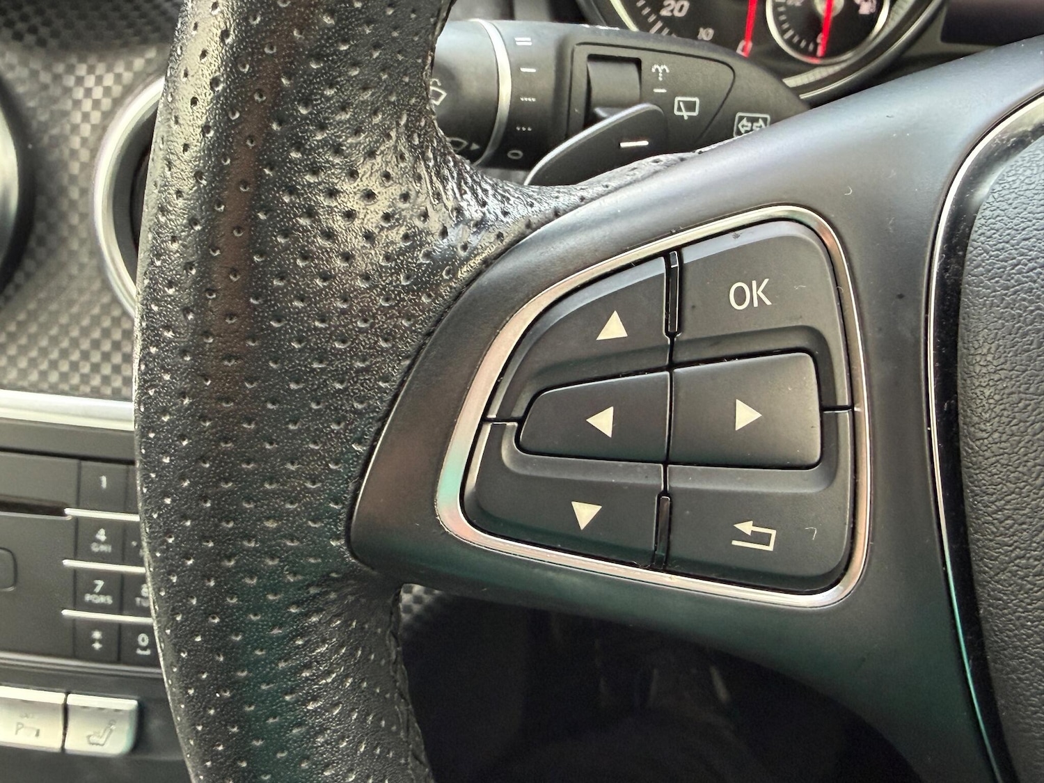 Used Mercedes-Benz A-Class for sale - 76927021: Photo 35