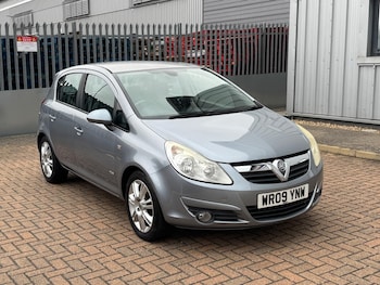 Vauxhall - Corsa