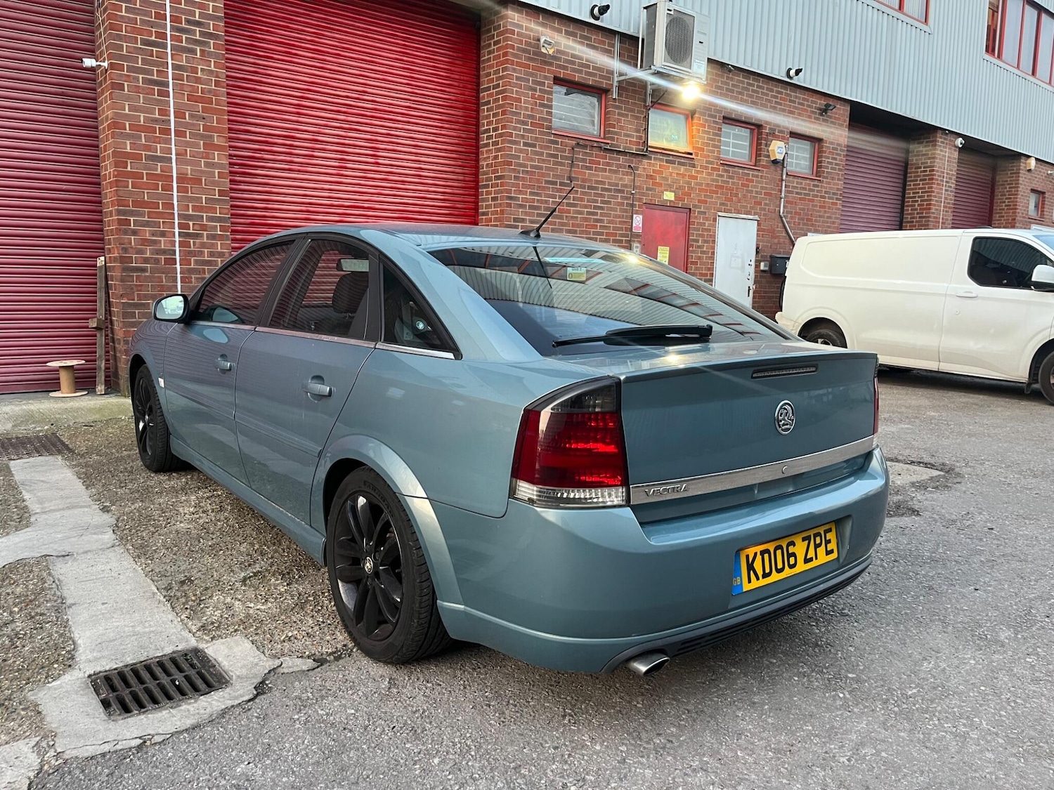 Used Vauxhall Vectra 2006 for sale - 77794409: Photo 15