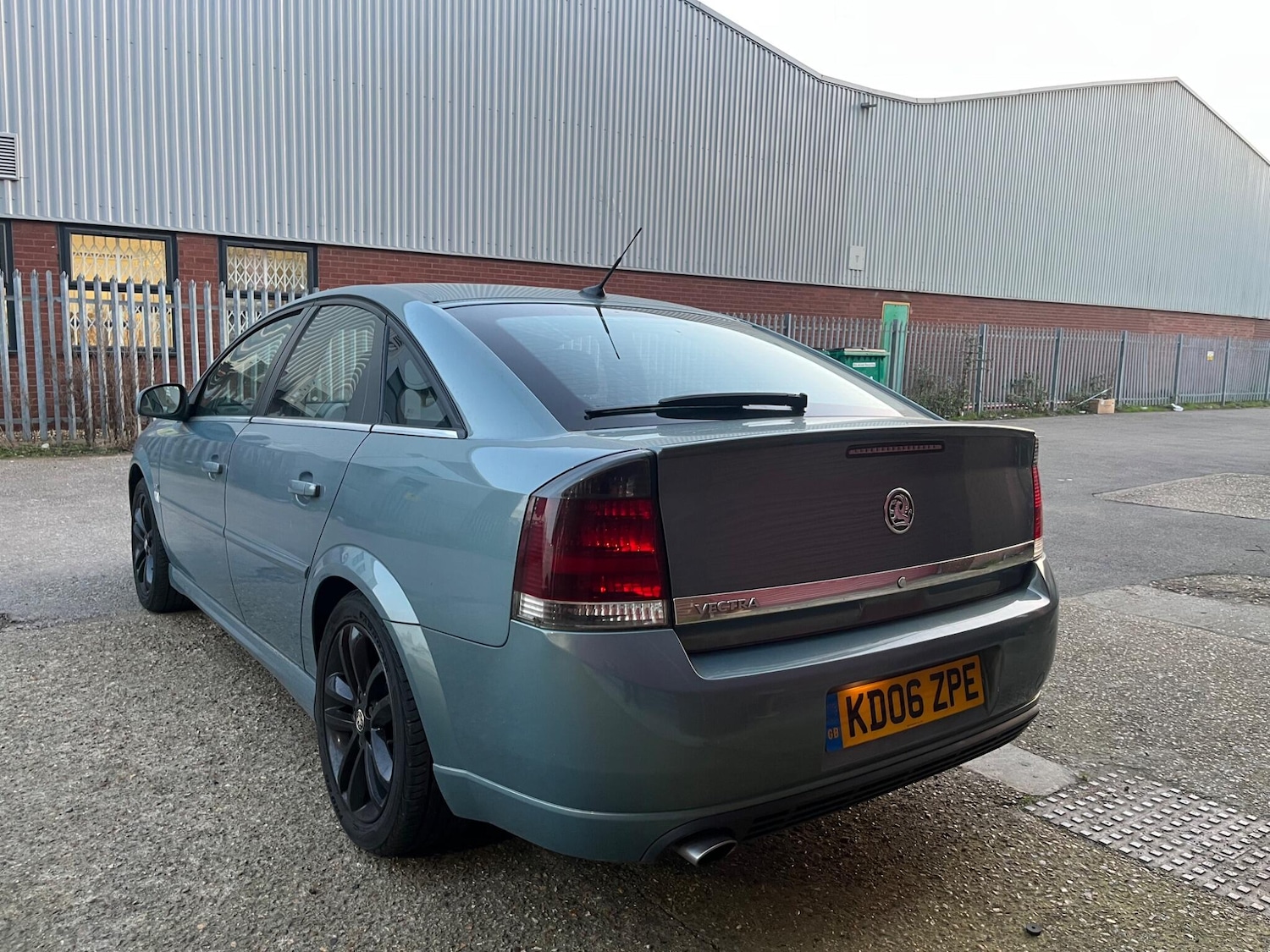 Used Vauxhall Vectra 2006 for sale - 77794409: Photo 17