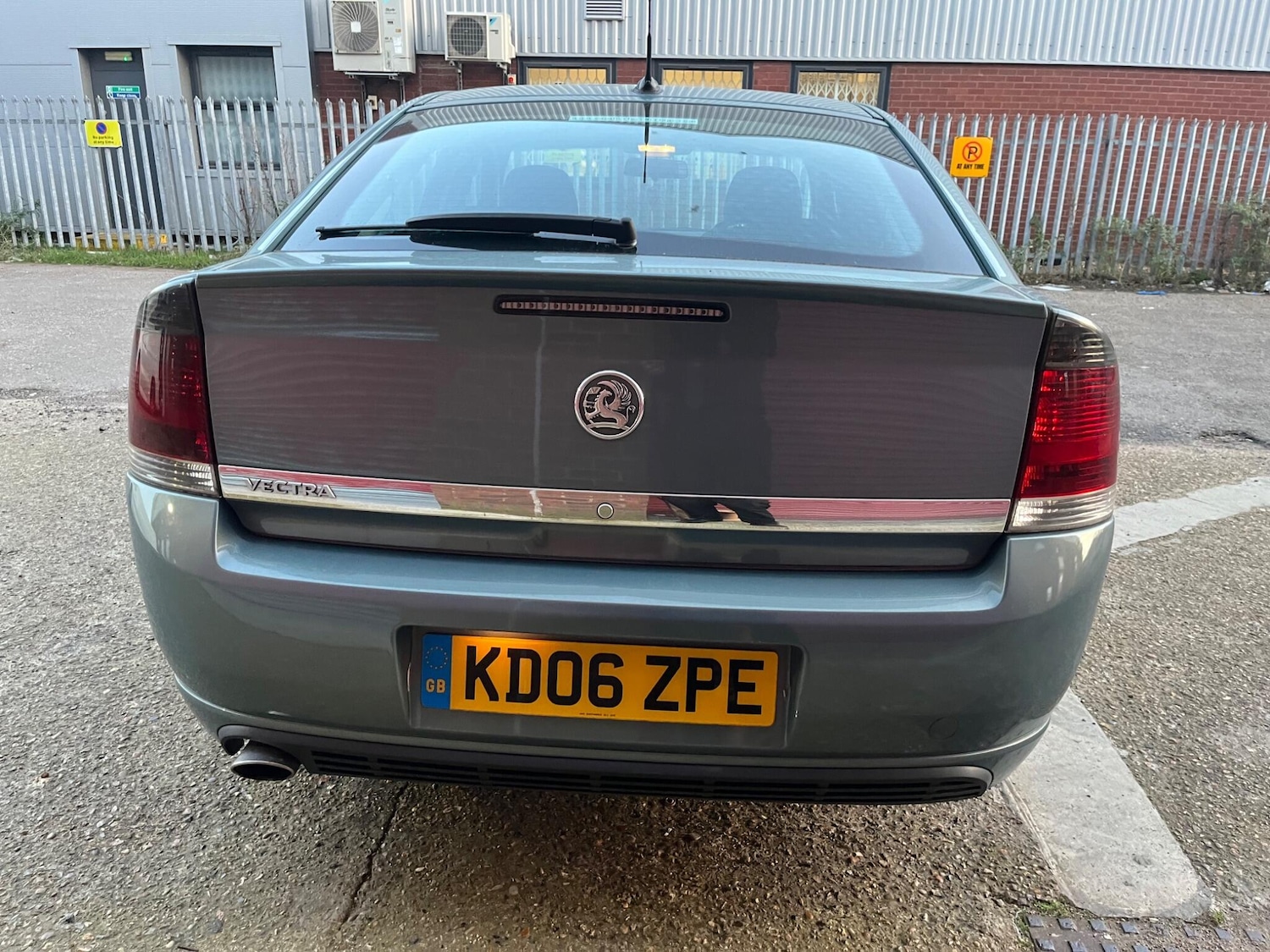 Used Vauxhall Vectra 2006 for sale - 77794409: Photo 19