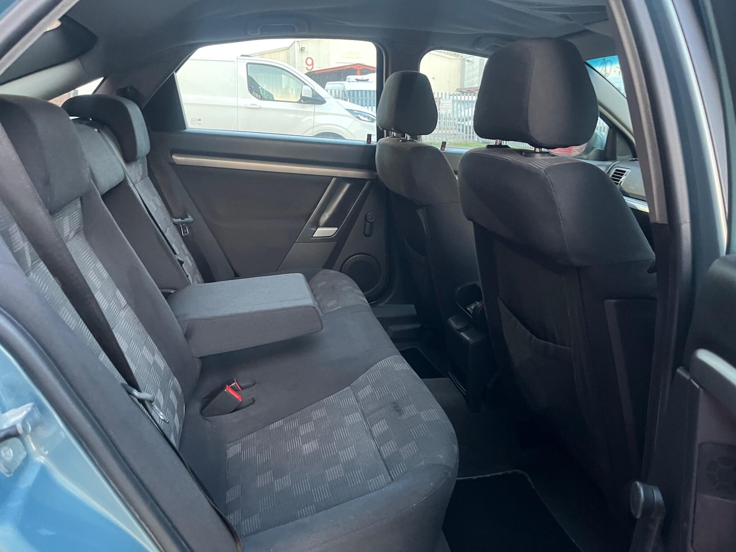 Used Vauxhall Vectra 2006 for sale - 77794409: Photo 38