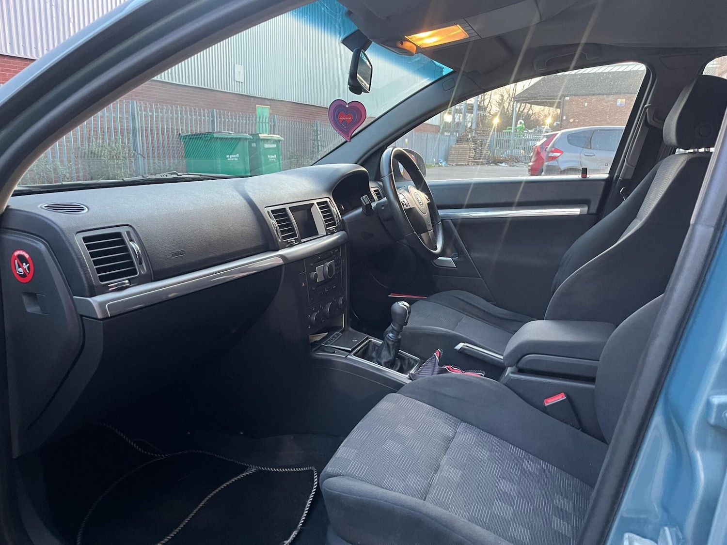 Used Vauxhall Vectra 2006 for sale - 77794409: Photo 74