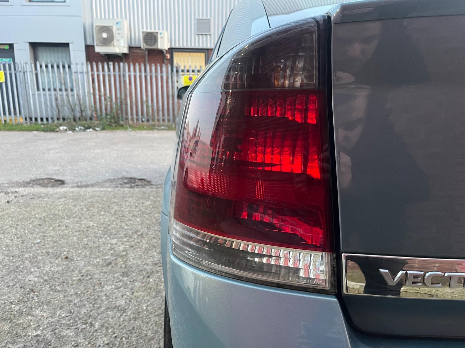 Used Vauxhall Vectra 2006 for sale - 77794409: Photo 75