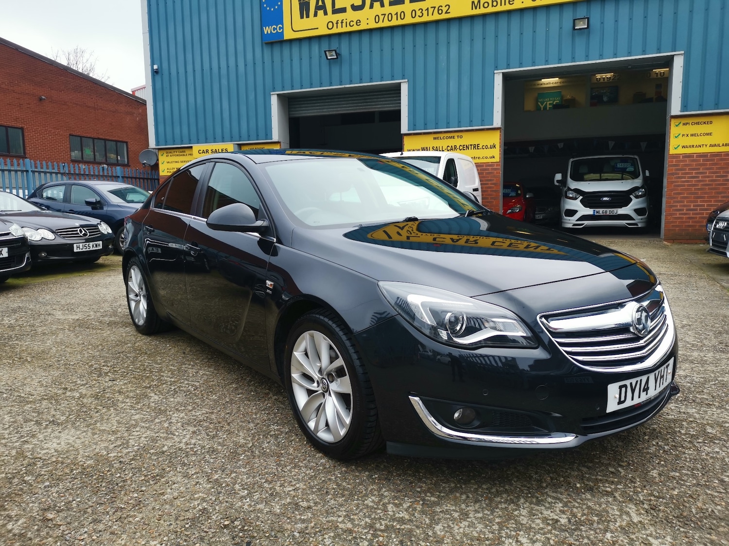 Used Vauxhall Insignia 2014 for sale - 77797032: Photo 1