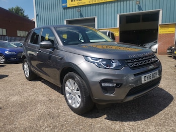 Used Land Rover Discovery Sport 2016 for sale - 79191088: Photo