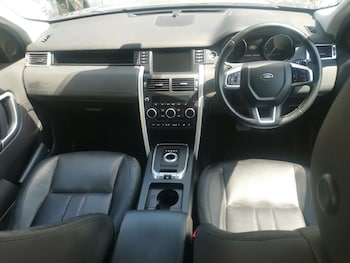 Used Land Rover Discovery Sport 2016 for sale - 79191088: Photo