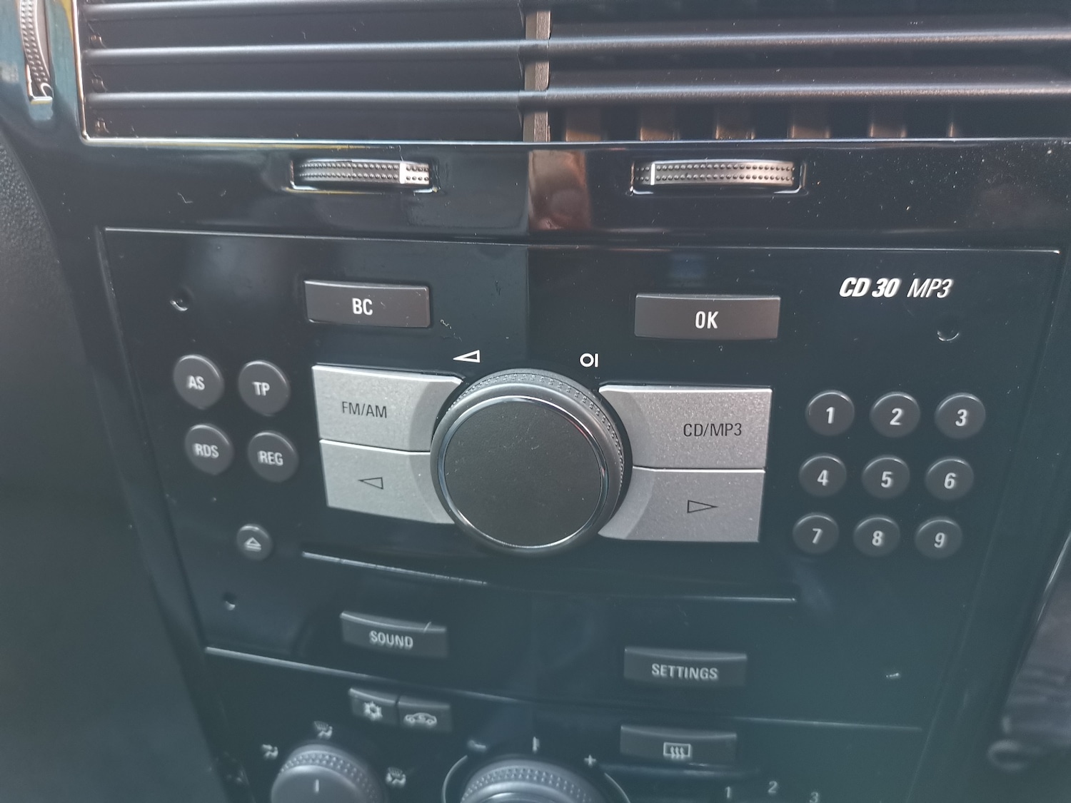 Used Vauxhall Astra 2009 for sale - 75909109: Photo 13