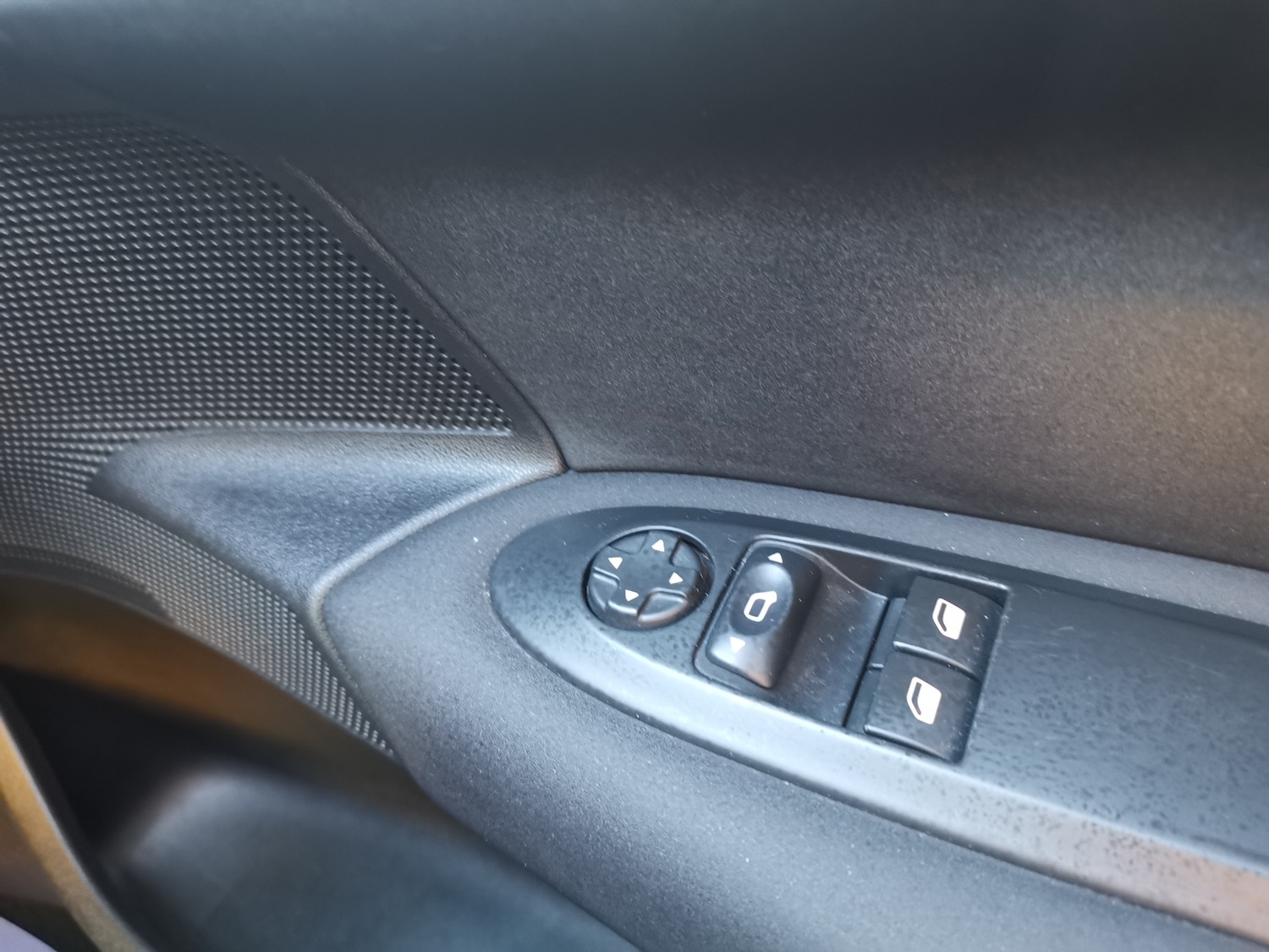 Used Citroen C4 2016 for sale - 76663336: Photo 25