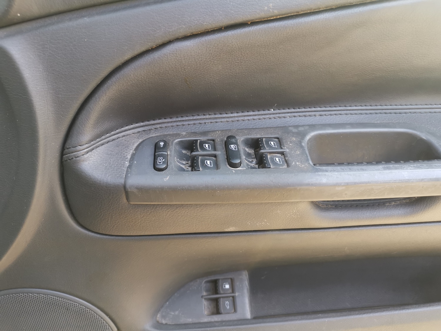 Used Volkswagen Passat 2004 for sale - 77663718: Photo 17