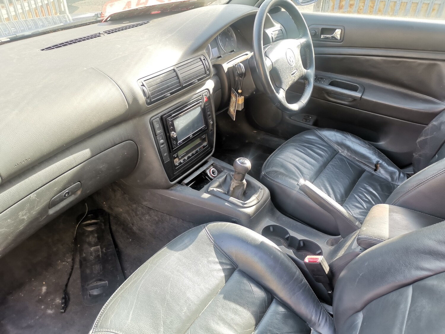 Used Volkswagen Passat 2004 for sale - 77663718: Photo 23