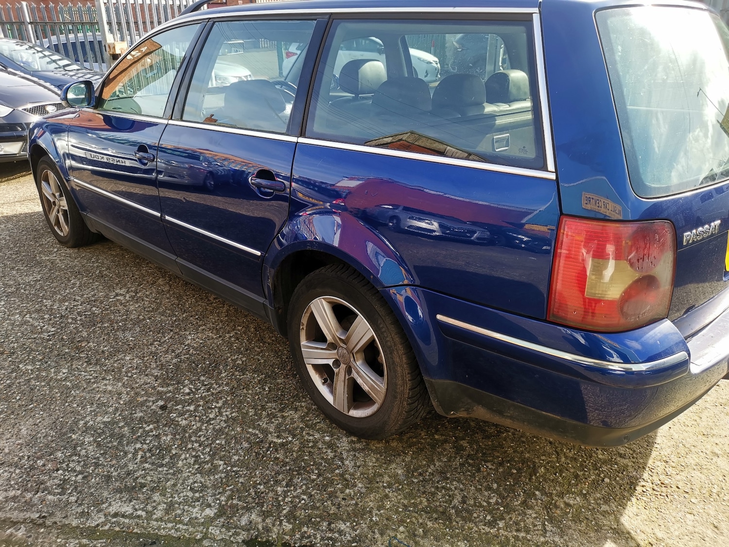 Used Volkswagen Passat 2004 for sale - 77663718: Photo 6