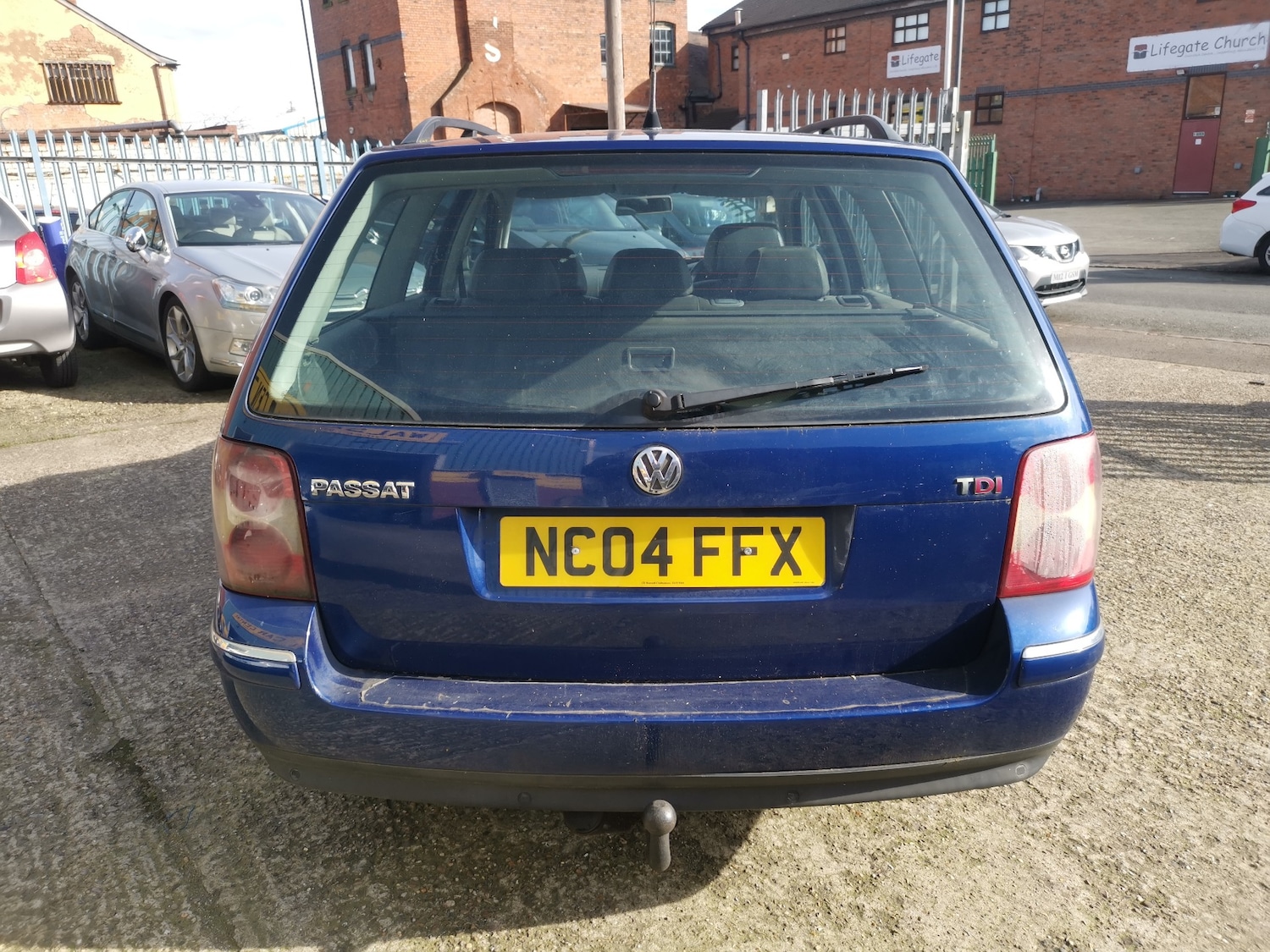 Used Volkswagen Passat 2004 for sale - 77663718: Photo 8