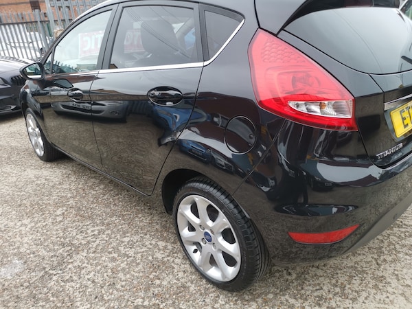 Used Ford Fiesta 2011 for sale - 76078892: Photo 30