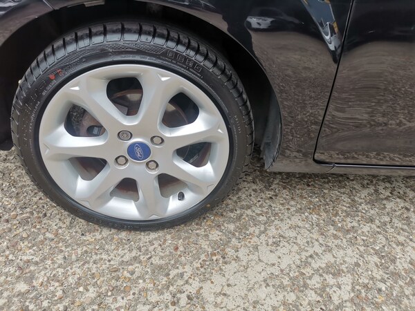 Used Ford Fiesta 2011 for sale - 76078892: Photo 32