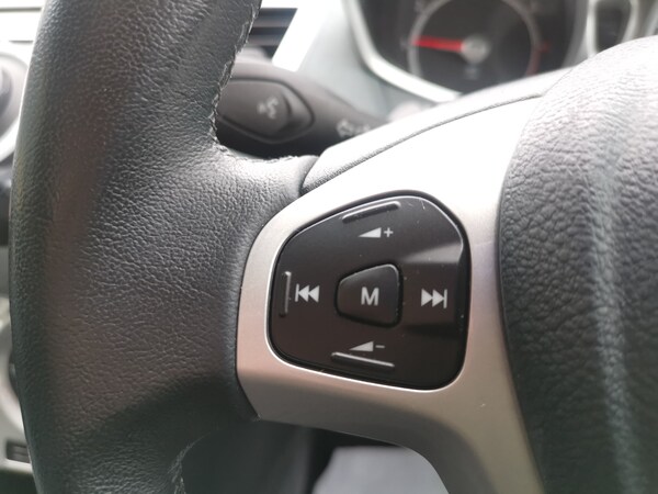 Used Ford Fiesta 2011 for sale - 76078892: Photo 38