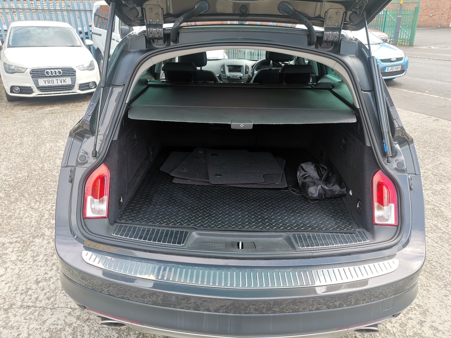 Vehicle 19