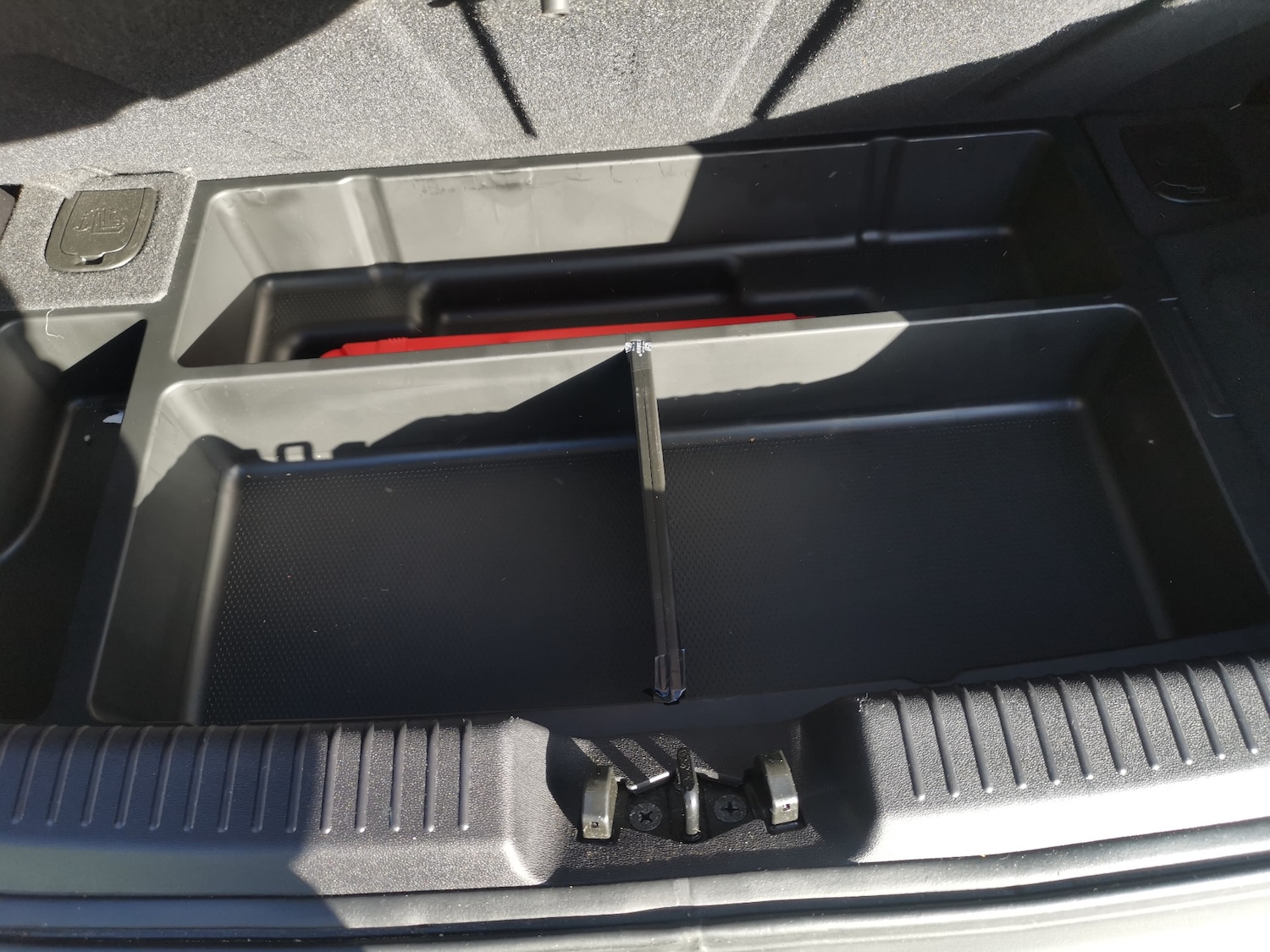 Used Hyundai i10 2011 for sale - 77890095: Photo 28