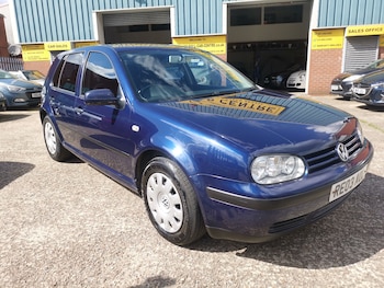 Used Volkswagen Golf 2003 for sale - 78311989: Photo