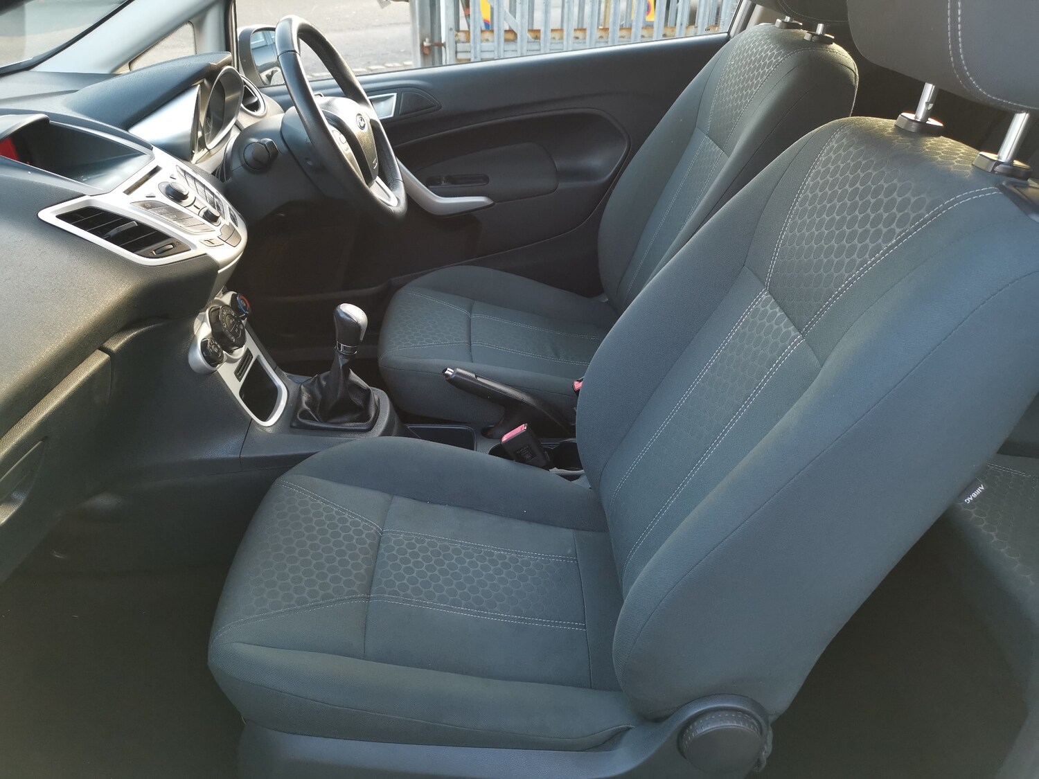 Used Ford Fiesta 2012 for sale - 76519510: Photo 16