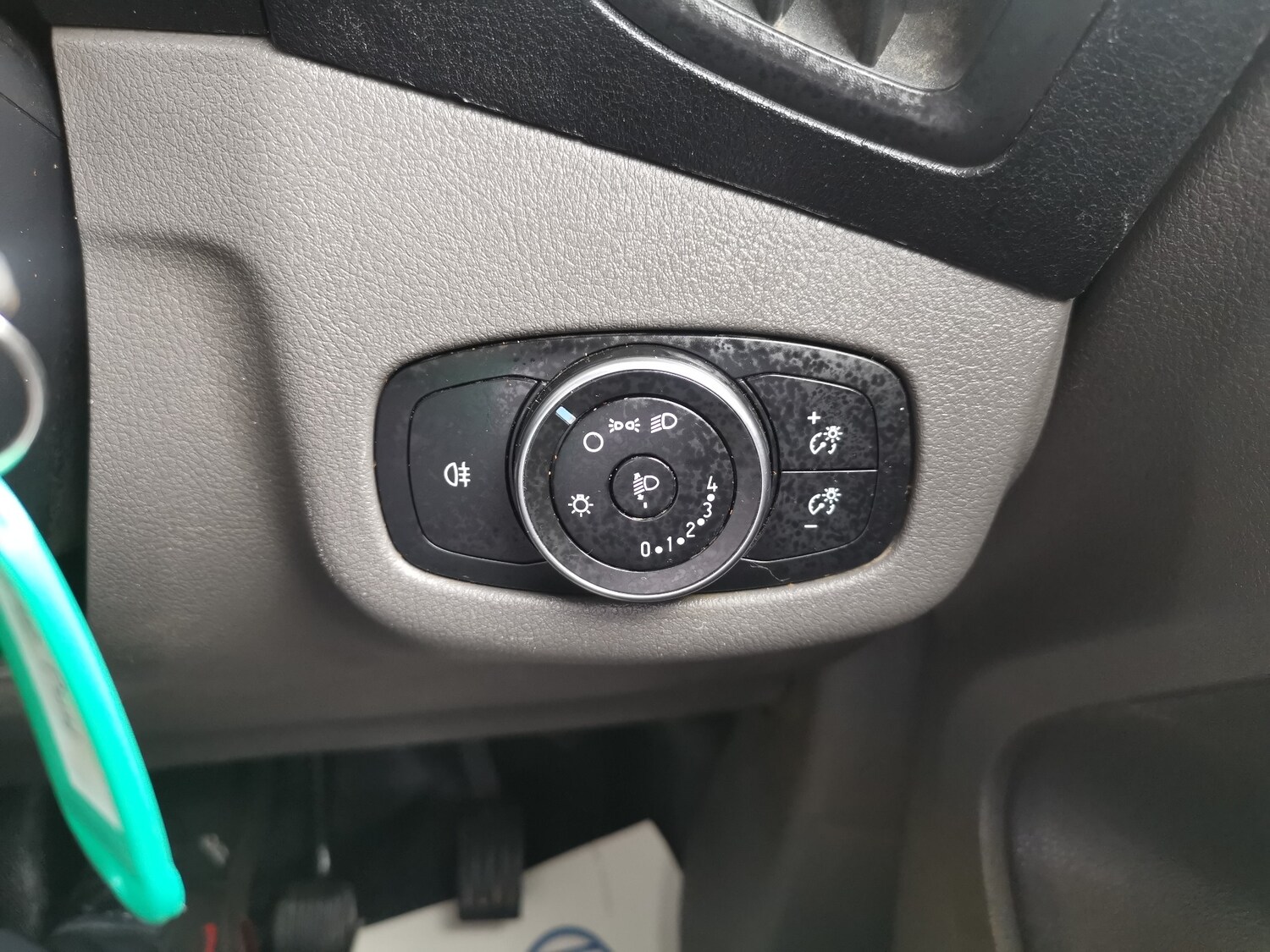 Used Ford Transit Connect 2020 for sale - 75946853: Photo 25