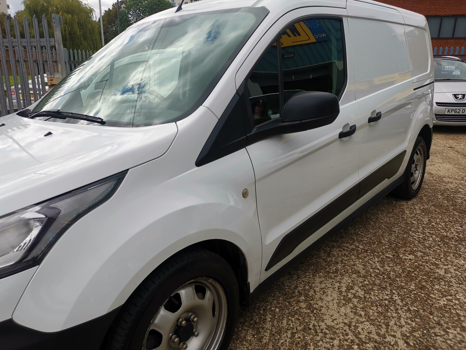 Used Ford Transit Connect 2020 for sale - 75946853: Photo 32