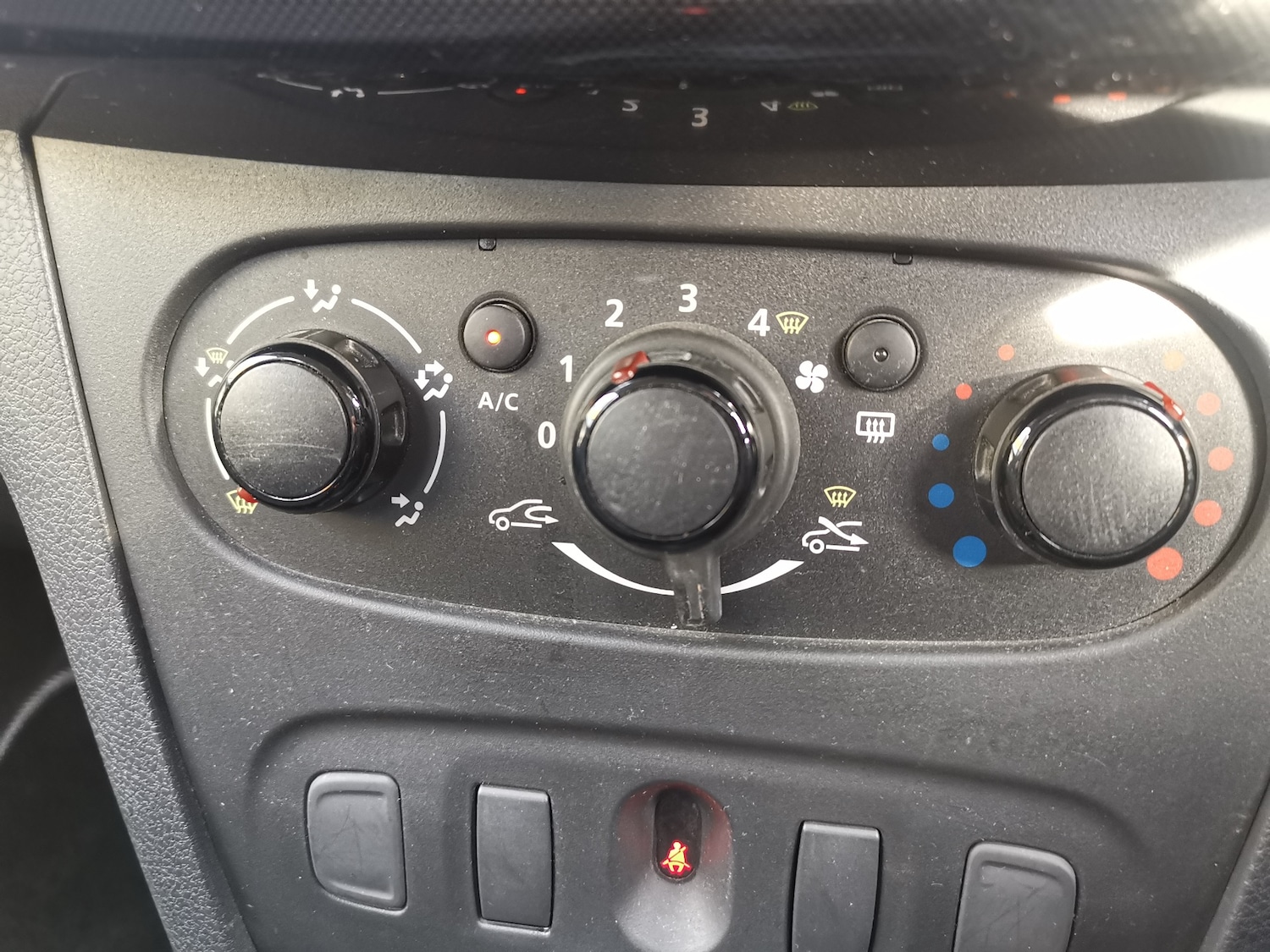 Used Dacia Sandero 2020 for sale - 76437322: Photo 14