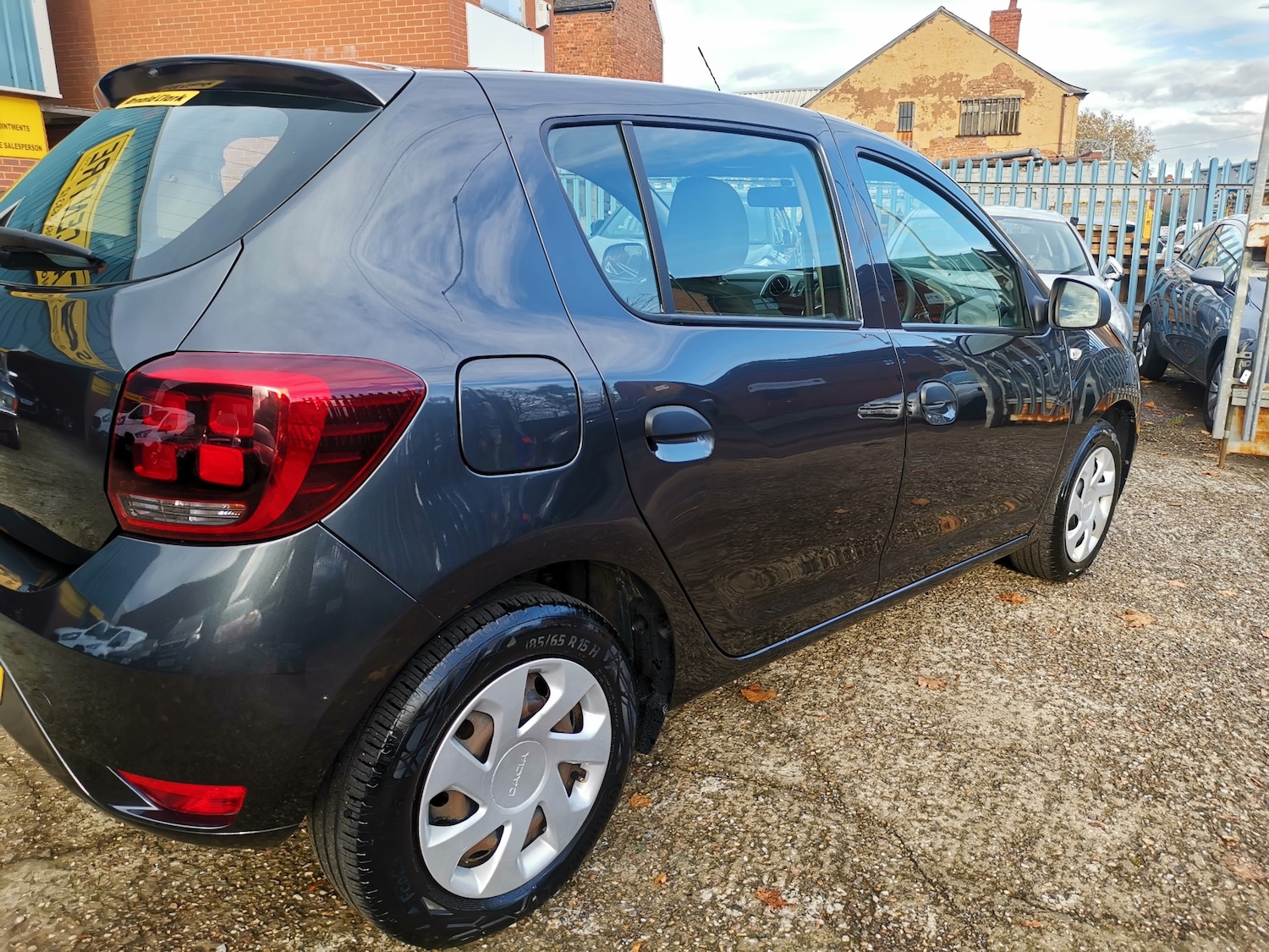 Used Dacia Sandero 2020 for sale - 76437322: Photo 22