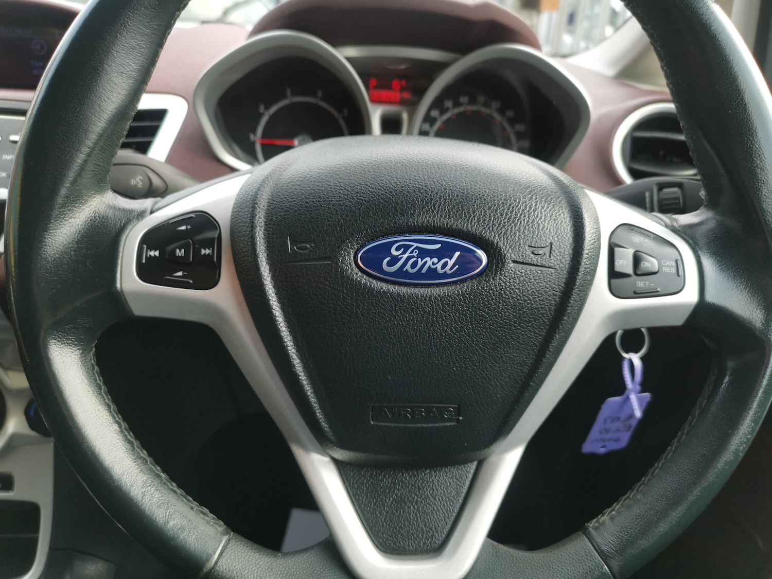 Used Ford Fiesta 2010 for sale - 76534071: Photo 12